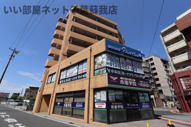 建物外観　外観は落ち着いています
