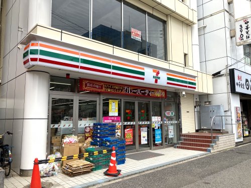コンビニ　セブンイレブン 蘇我駅東口店（コンビニ）まで134m