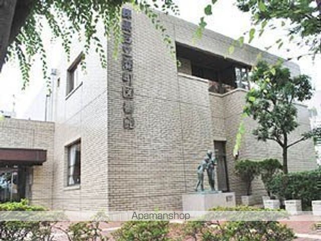 図書館　練馬区立関町図書館（図書館）まで1153m