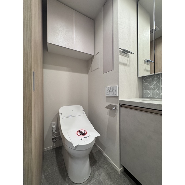 トイレ　コンパクトで使いやすいトイレです
