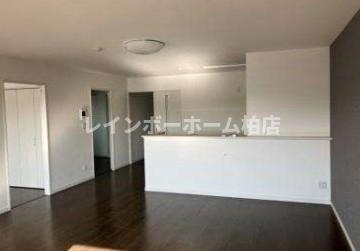 居室・リビング　別部屋参考写真になります。