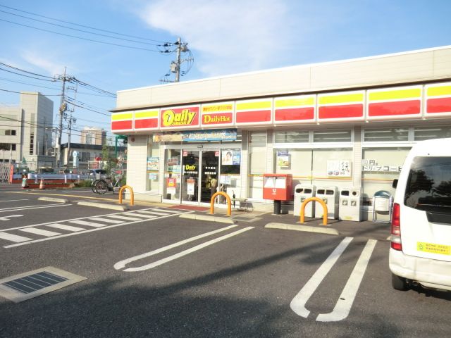 コンビニ　デイリーヤマザキ（コンビニ）まで291m