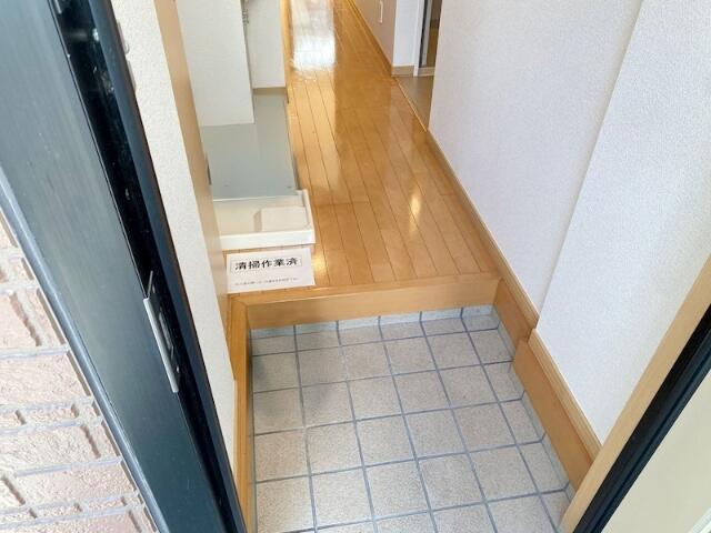 玄関　?