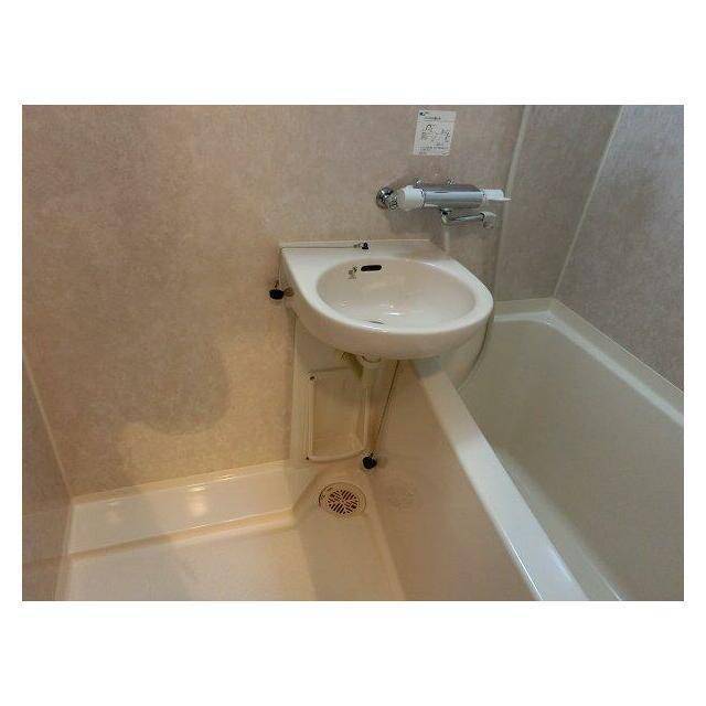 バス・シャワールーム　他部屋参考写真