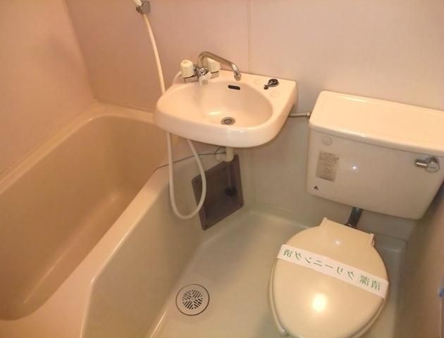 トイレ　★気持ちの良いバスルームです★