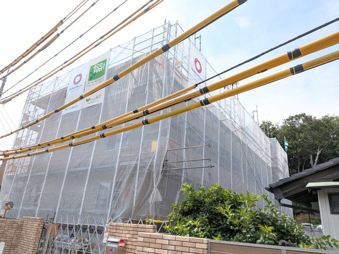建物外観　建築中