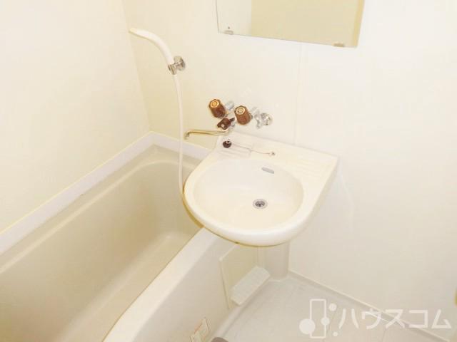 バス・シャワールーム　このお家賃でセパレートは嬉しいですね♪