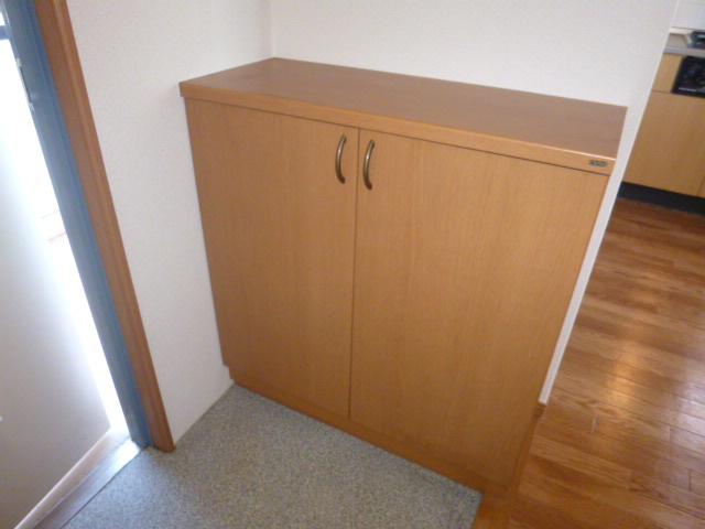 収納　シューズボックス