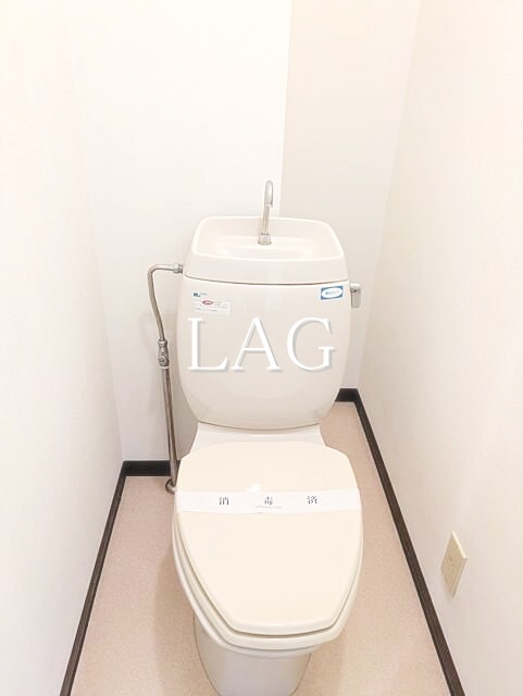 トイレ　トイレです。