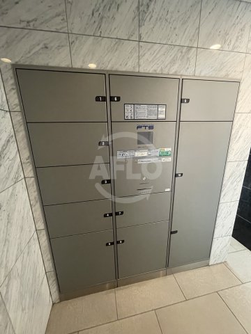 その他共有部分　プレサンス江戸堀　宅配ボックス
