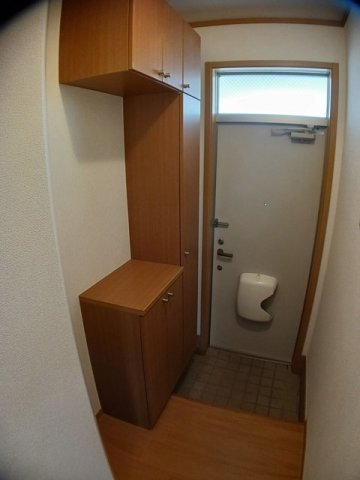 玄関　明るい玄関です