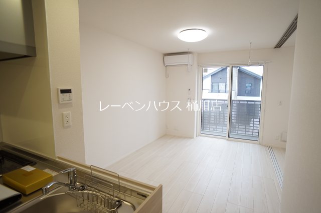 居室・リビング　レーベンハウス桶川店へ　048-787-5511