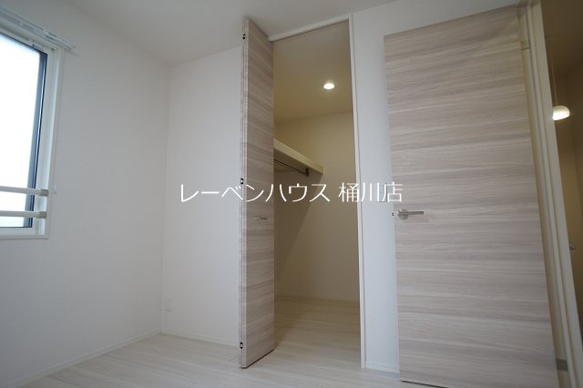 収納　レーベンハウス桶川店へ　048-787-5511