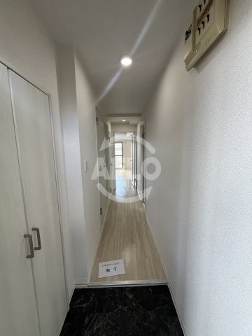 玄関　ピアシャンポール　玄関