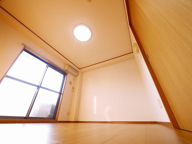 居室・リビング　居間です