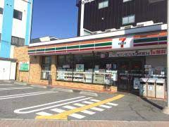 コンビニ　セブンイレブン神戸七宮町（コンビニ）まで178m