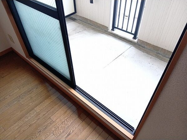 バルコニー　くじらのゼロ賃貸は＼仲介手数料0円×初期費用最安×全国対応／
