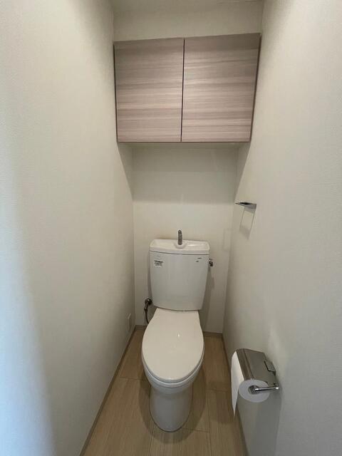 トイレ　落ち着いたトイレです