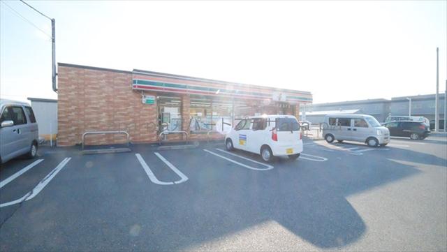 コンビニ　セブンイレブン川越今成店（コンビニ）まで662m