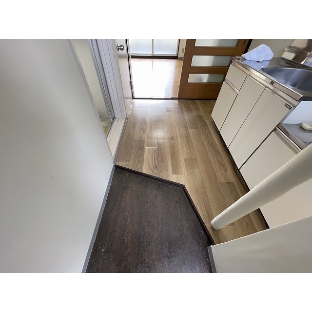 玄関　※別の部屋の写真です