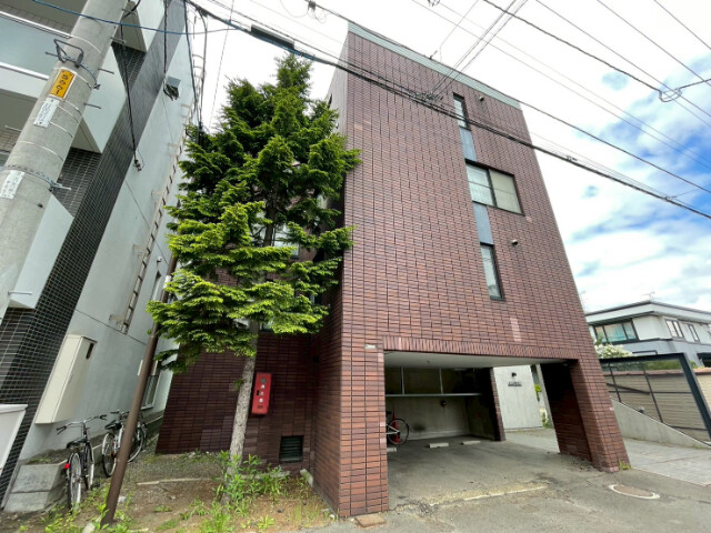 建物外観　札幌市東区北十九条東「ＬＥＧＡＮＮＥＸＮ１９　」