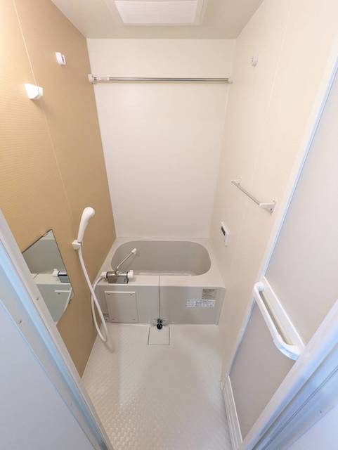 バス・シャワールーム　★同施工別建物の参考写真です★