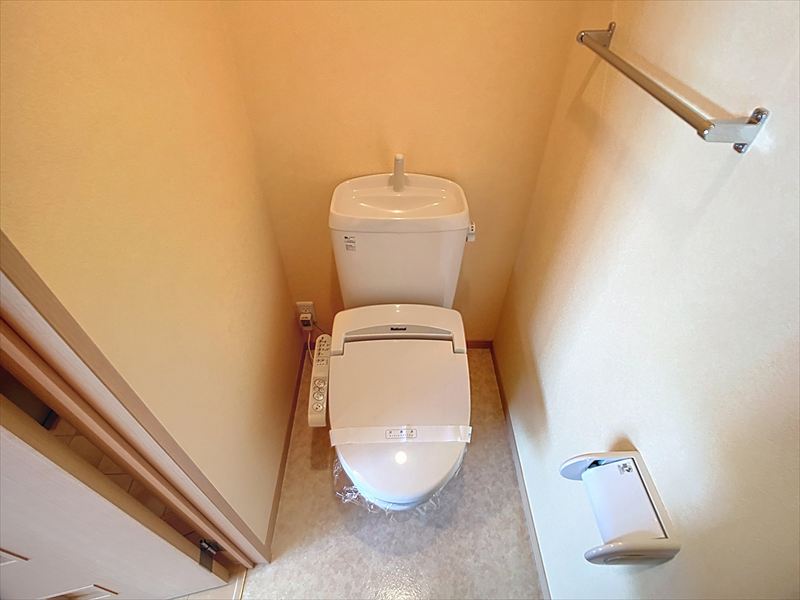 クレジュールのトイレ写真