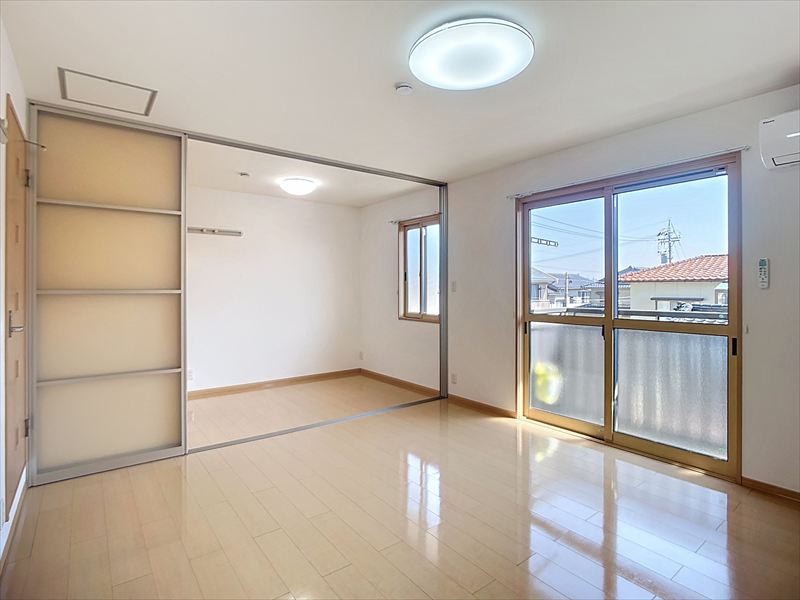 クレジュールの居間写真