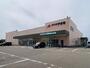 ドラックストア　クスリのアオキ粟崎店（ドラッグストア）まで480m