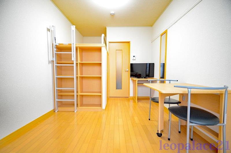 居室・リビング　設備・仕様は号室により異なる為、現況を優先致します。