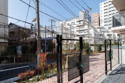 眺望　外からの目が気にならないバルコニーで洗濯物が干せます