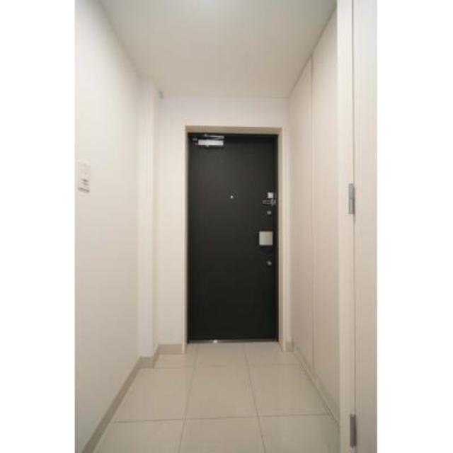 玄関　※写真は同タイプ住戸です。