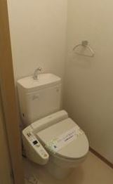 トイレ　※同物件、別部屋になります。
