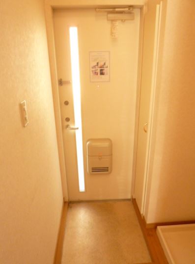 玄関　※同物件、別部屋になります。