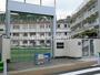 小学校　目黒区立八雲小学校（小学校）まで345m