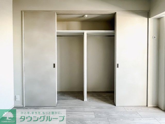 洗面設備　※写真は同タイプ住戸です。