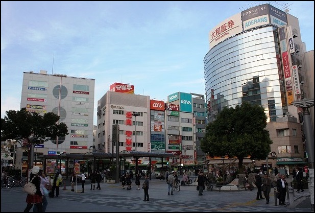 その他　赤羽駅東口（その他）まで449m