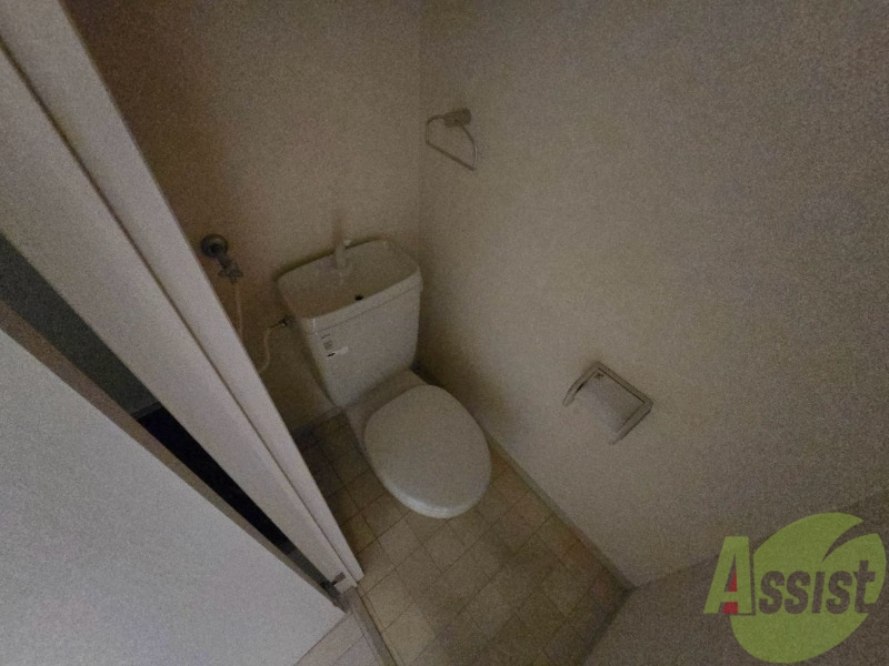 トイレ　こちらはトイレです。清潔感があり、安心して使用できます。
