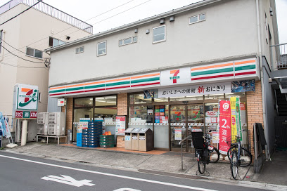コンビニ　セブンイレブン 板橋4丁目店（コンビニ）まで59m