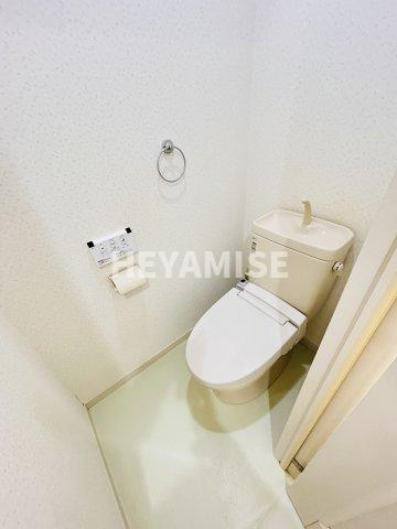 トイレ　※同間取りの別の階のお部屋の画像です※