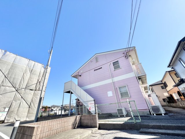 エントランス　清潔なエントランスです