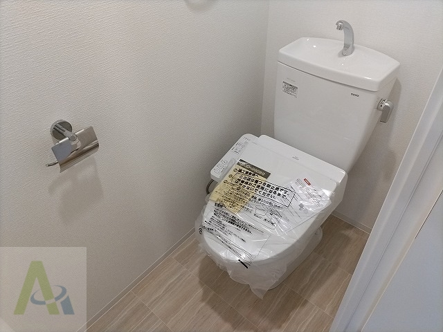 セレニテ神戸ミラクシュッドのトイレ写真