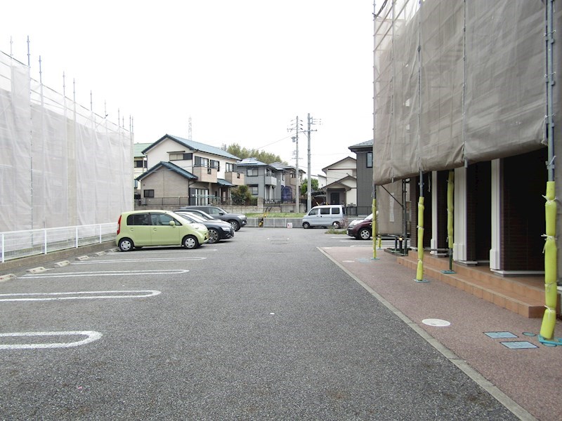 駐車場　駐車場