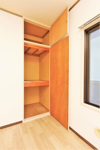 収納　参考写真（同物件別部屋）