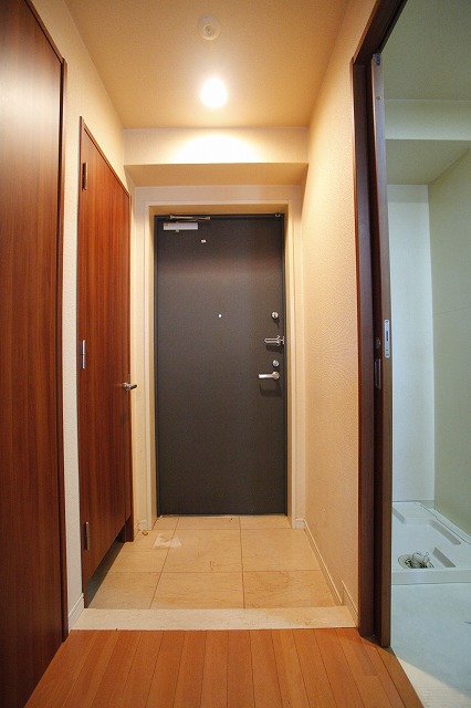 玄関　玄関※別部屋参考写真
