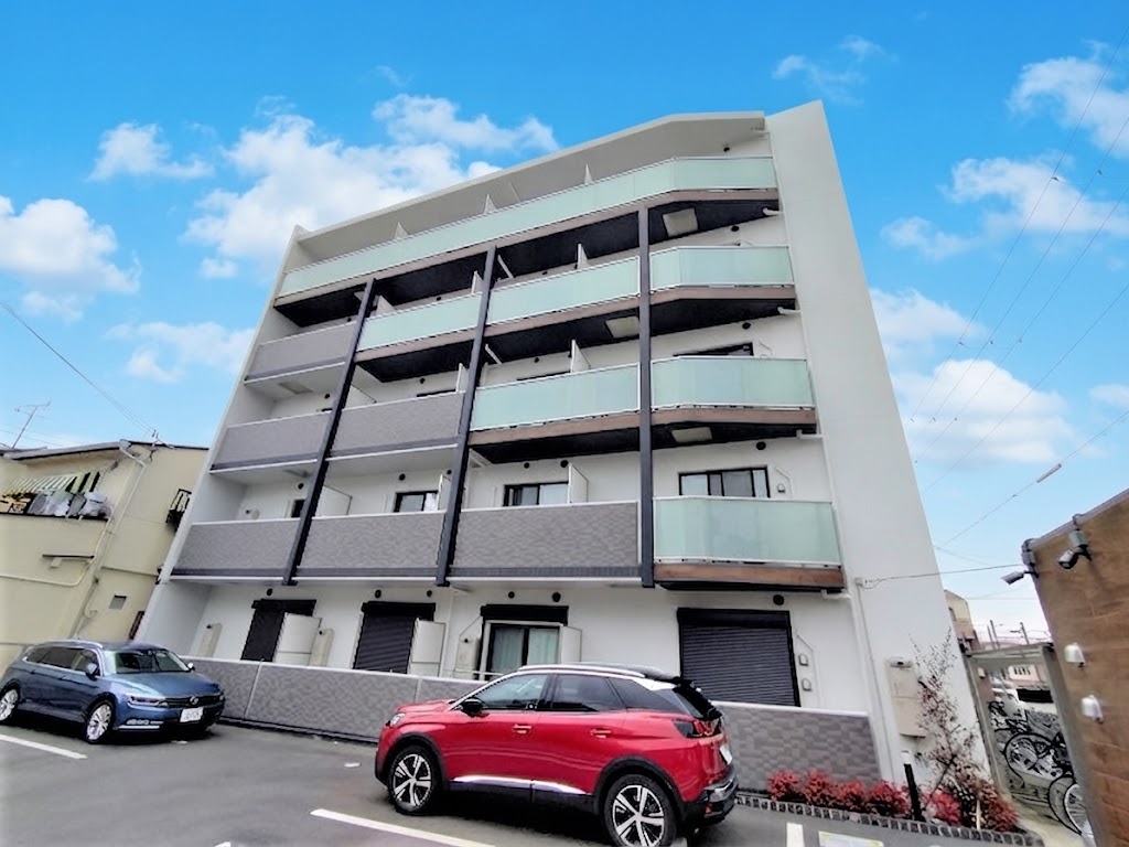 阪急千里線 吹田駅 徒歩3分 築8年