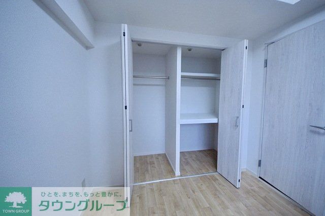 草加妙見屋ビルの内装写真