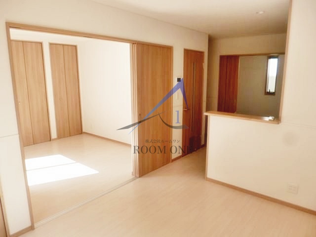 居室・リビング　洋室のお部屋です。