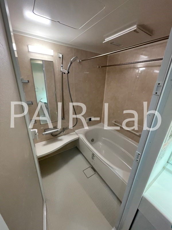 バス・シャワールーム　同物件別部屋の参考写真です。(現況優先)