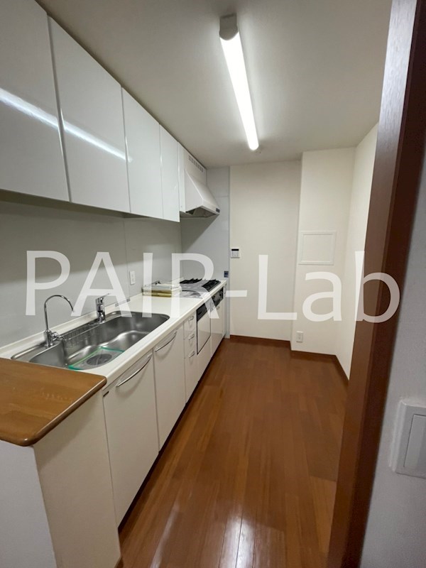 キッチン　同物件別部屋の参考写真です。(現況優先)